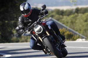 Ruta a Turégano con «Ahújos Moto Club»
